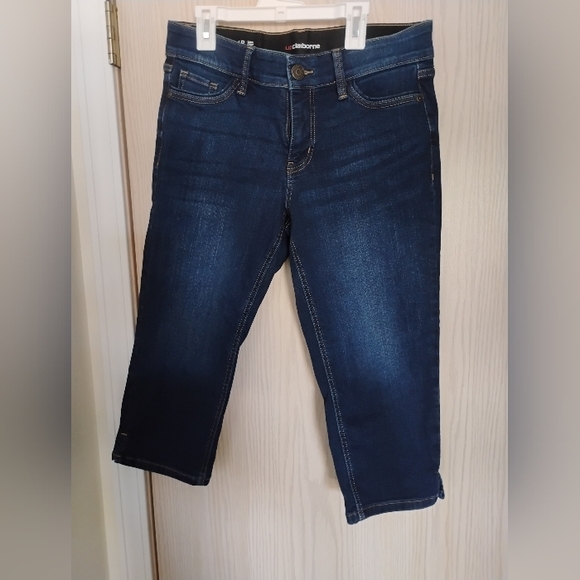 Liz Claiborne Denim - Liz Claiborne Women's Dark Blue Cropped Capris Jeans